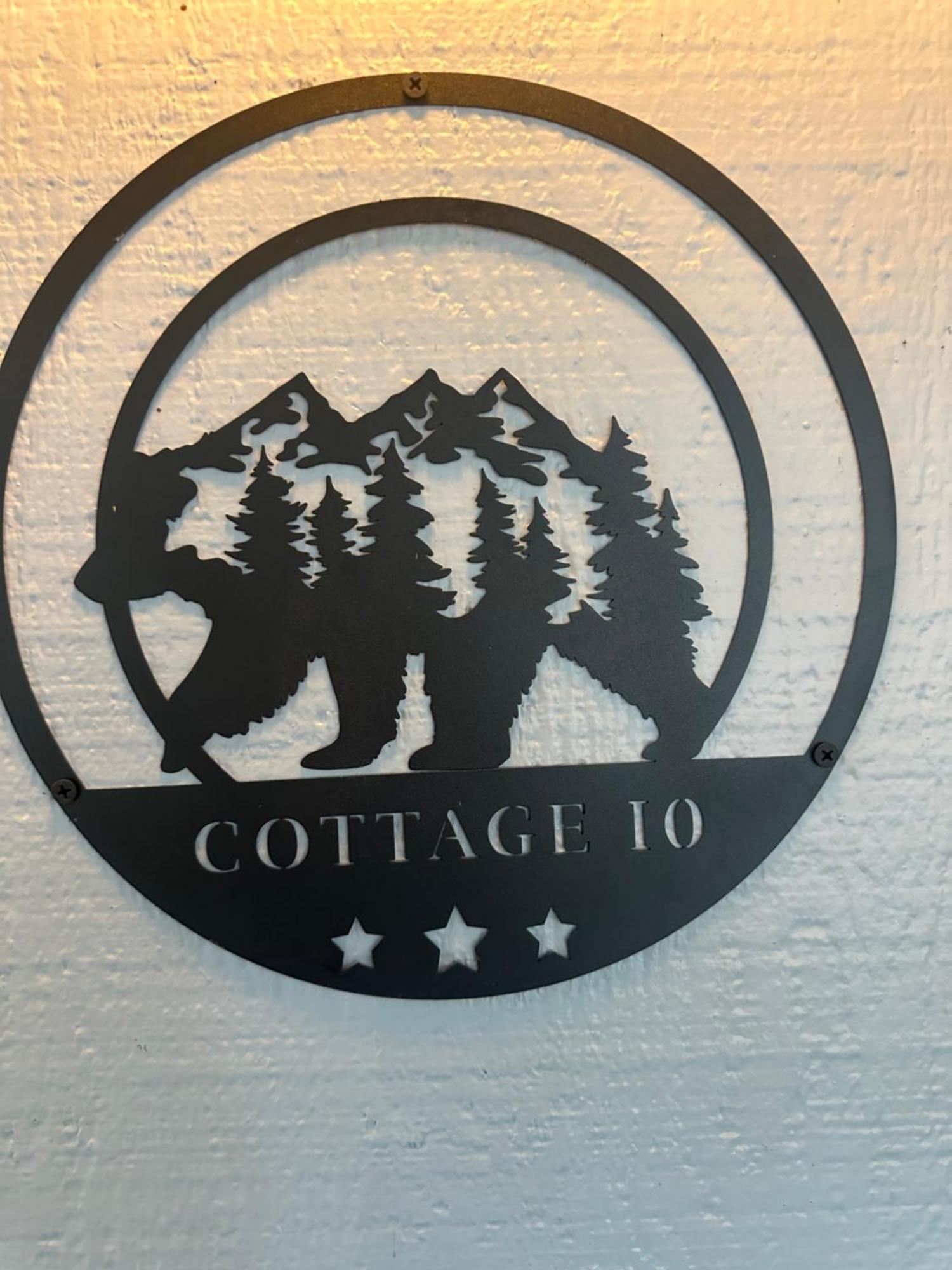 The Pines Inn And Cottages Grass Valley Exterior photo